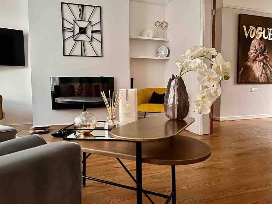 Anfield Home Sleeps 5 Close To Lfc Free Parking Liverpool Exteriér fotografie