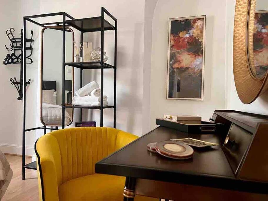 Anfield Home Sleeps 5 Close To Lfc Free Parking Liverpool Exteriér fotografie